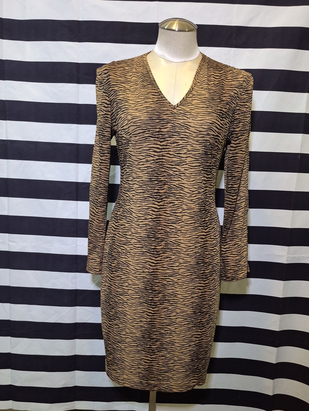 Vintage V-Neck Long Sleeve Animal Print Dress - Brown